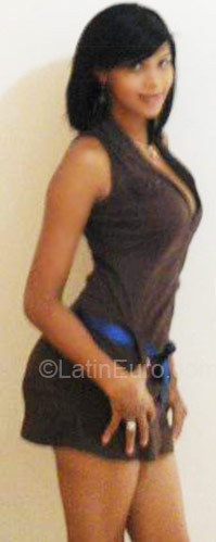 Date this sultry Dominican Republic girl Stefania from La Romana DO6016