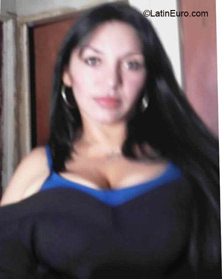 Date this passionate Venezuela girl Rolania from Maracaibo VE50