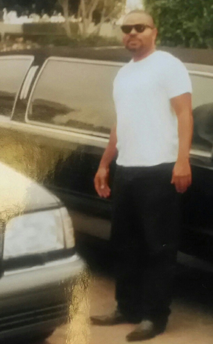 Date this passionate United States man Charles from  US8644