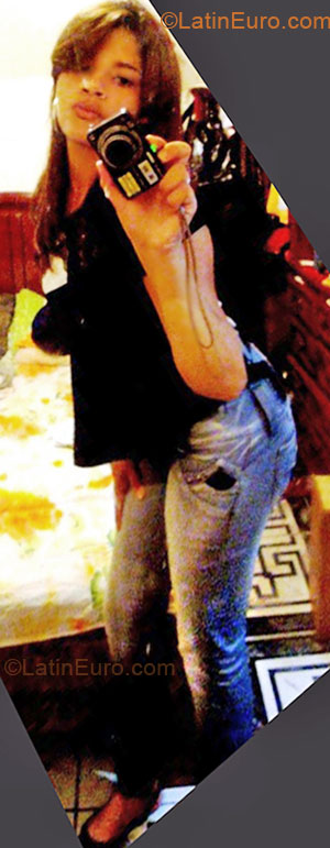 Date this tall Brazil girl Wanessa from Sao Paulo BR4479