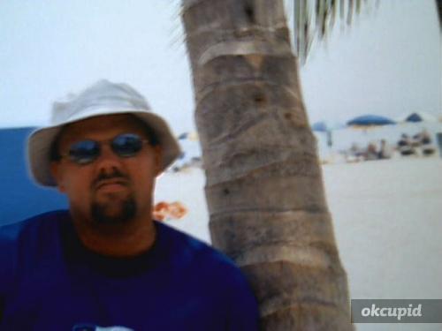 Date this charming United States man Wizbullets from Greencastle US8765