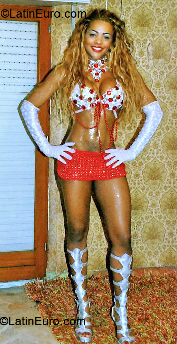 Date this georgeous Brazil girl Ana from Fortaleza BR4512