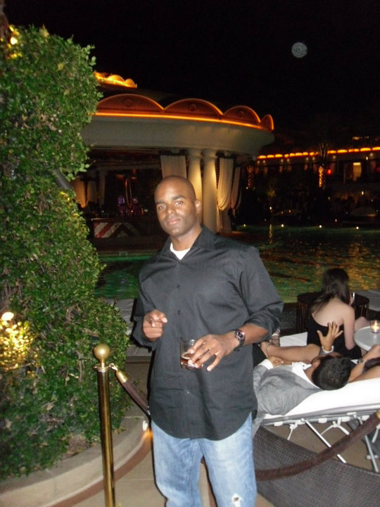 Date this sensual United States man Smokey24x from Sacramento US8823