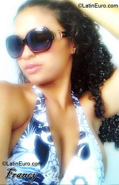 Date this delightful Brazil girl Francy from Natal BR5506
