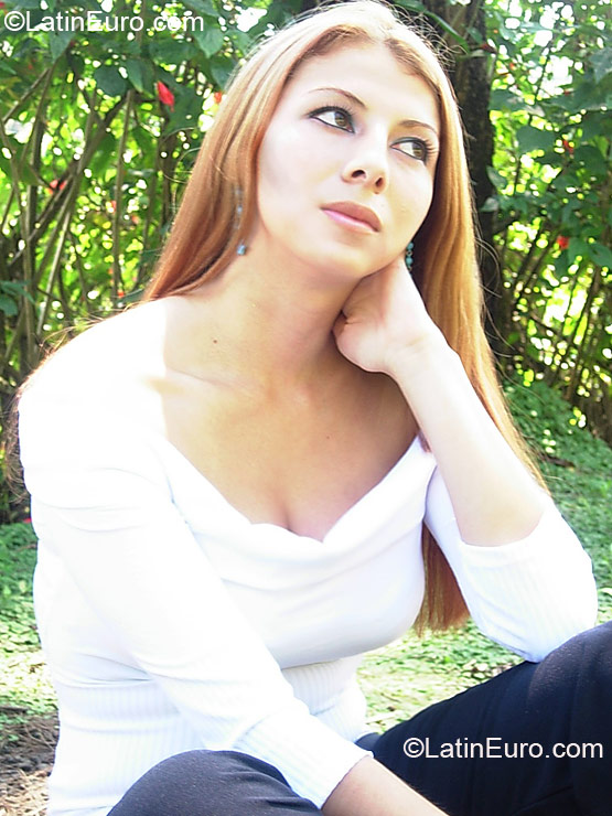 Date this pretty Costa Rica girl Gaby from San Jose CR46