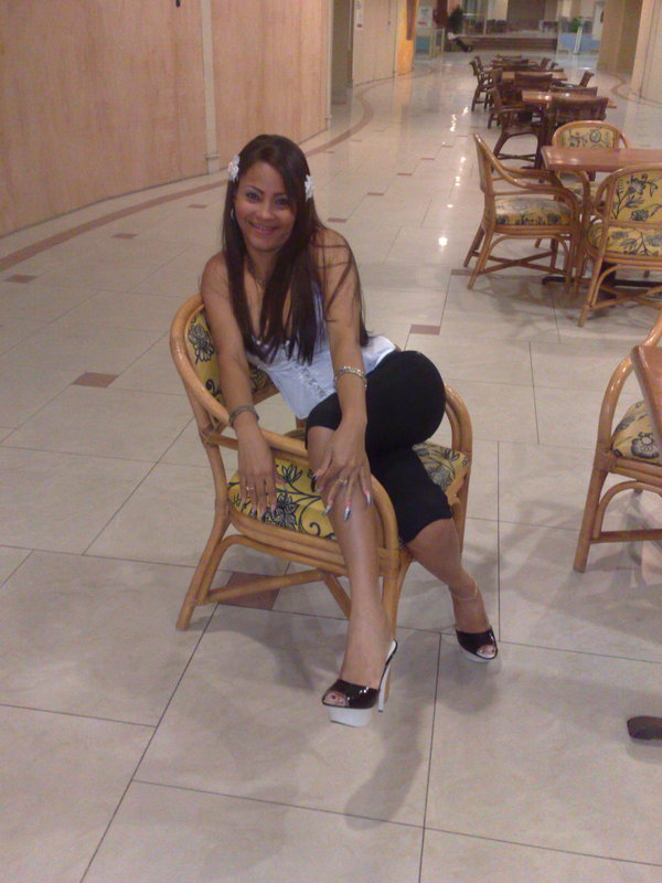 Date this passionate Dominican Republic girl Olga martinez from Santo Domingo DO6792