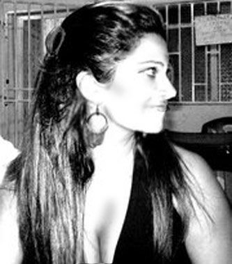 Date this happy Peru girl Karen from Piura PE440