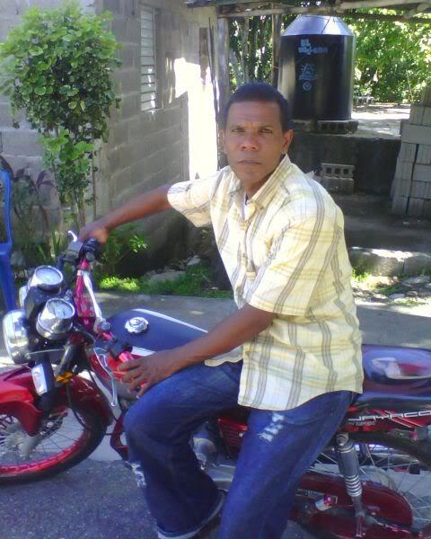 Date this young Dominican Republic man Jose from Puerto Plata DO6898