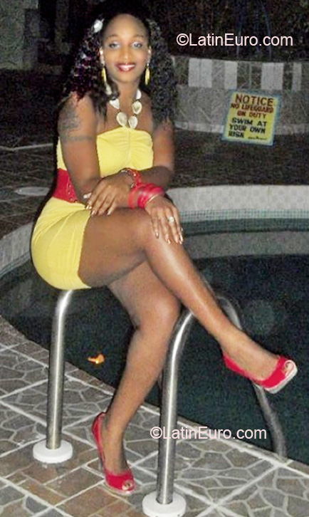 Date this foxy Jamaica girl Andetor from Hanover, Jamaica JM216