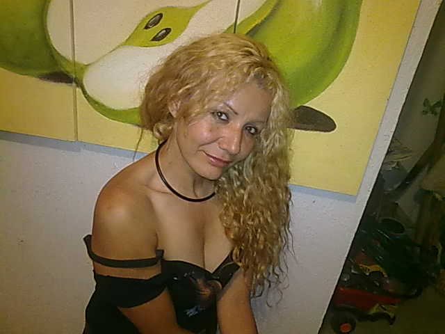 Date this funny Mexico girl Eva from Guadalajara MX308