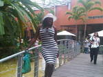 nice looking Venezuela girl Canela from Caracas VE74