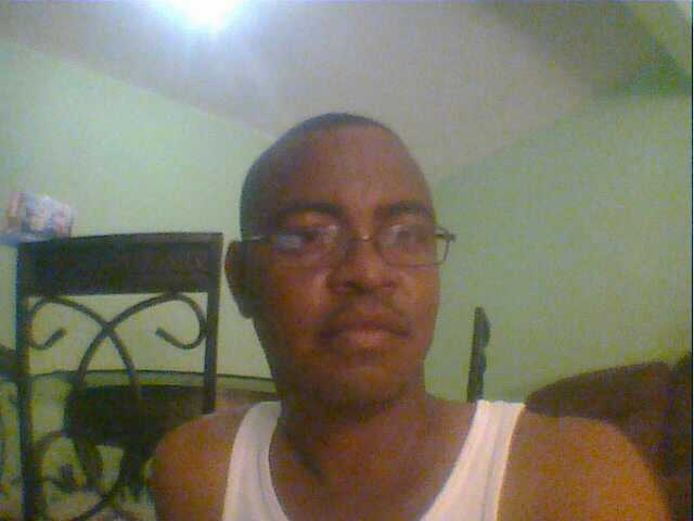 Date this foxy Jamaica man Brownval from Lucea JM222