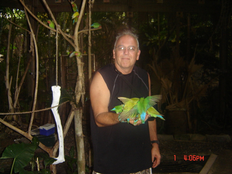 Date this voluptuous United States man Timo from Pittsburgh US9457