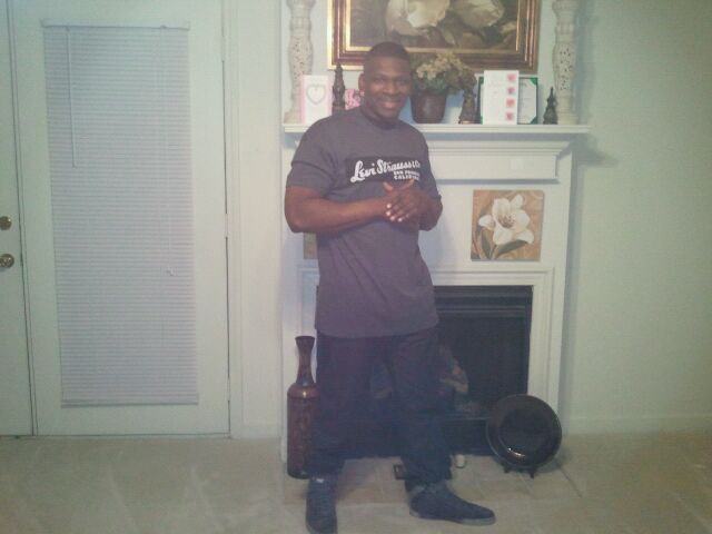 Date this beautiful United States man Cornell from Yazoo City US9464