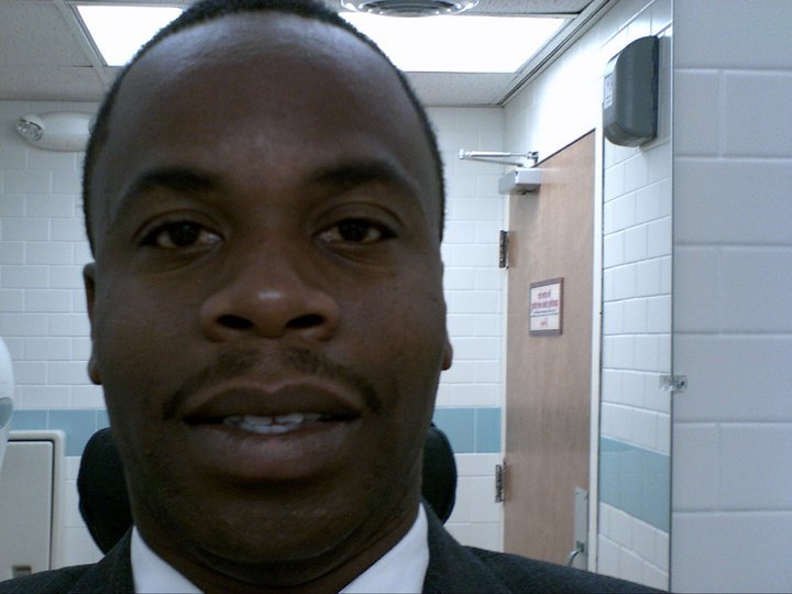 Date this tall United States man Bueno from Philadelphia US9558