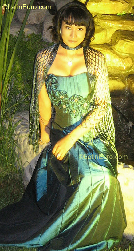 Date this sensual Peru girl Brennda from Arequipa PE482