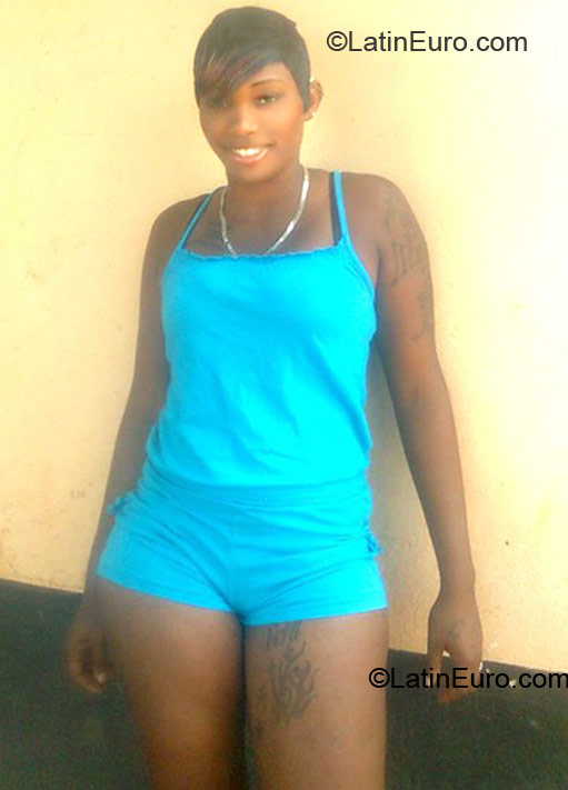 Date this pretty Jamaica girl Lisa from Kingston JM236