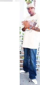 Date this athletic United States man Rahlow from Los Angeles US9578