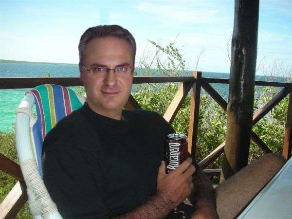 Date this attractive United States man George from 90701 US9663