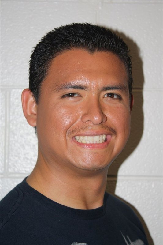 Date this tall United States man Kenny from Los Angeles US9684