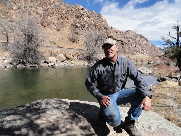 Date this tall United States man Manofthewest from Colorado Springs US9819