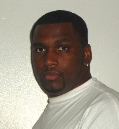 Date this passionate United States man Tony from Indianapolis US9895