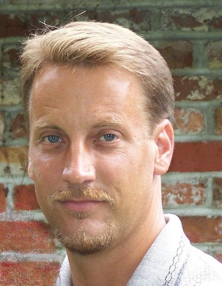 Date this sultry United States man Paul from Waverly US9954