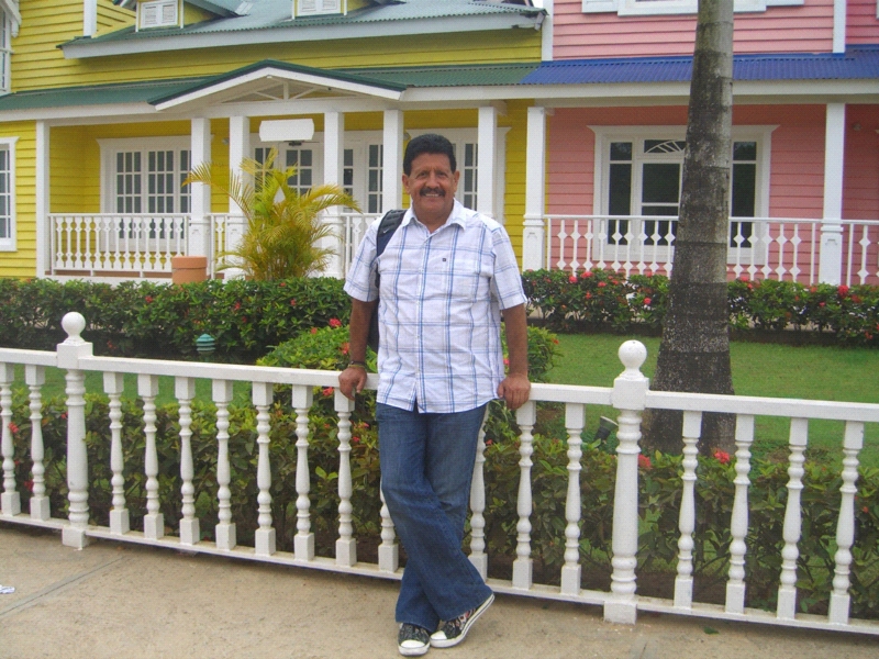 Date this passionate United States man Joe Vinicio from Long Beach US9958