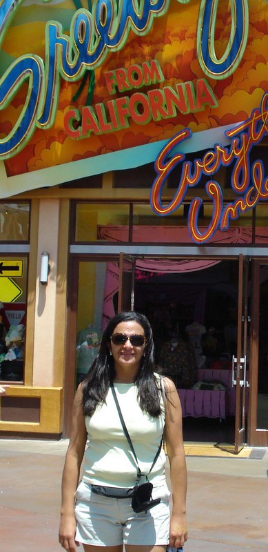 Date this charming Brazil girl Eliro from Sao Paulo BR5449