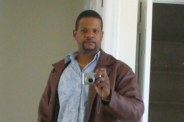 Date this passionate United States man Ronald from Greensboro US10058