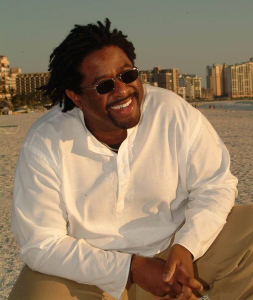 Date this nice looking United States man Just from Chicago US10175