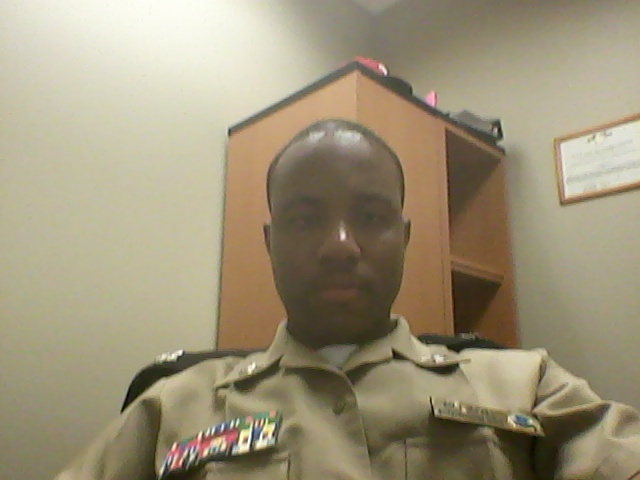 Date this stunning United States man Shuge from Greensboro US10366