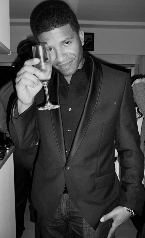 Date this young United States man Kimbo from Orlando US10385