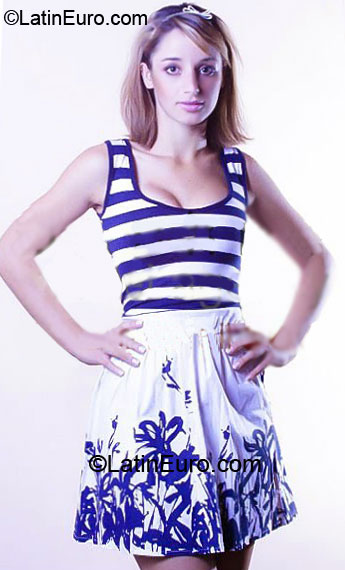 Date this lovely Brazil girl Laura from Amparo BR5653