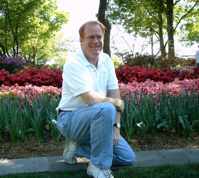 Date this gorgeous United States man Brad from Dallas US10441