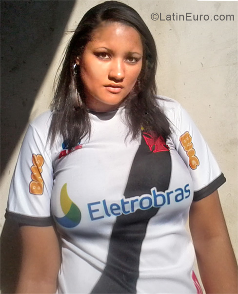 Date this foxy Brazil girl Samara from Rio De Janeiro BR5758