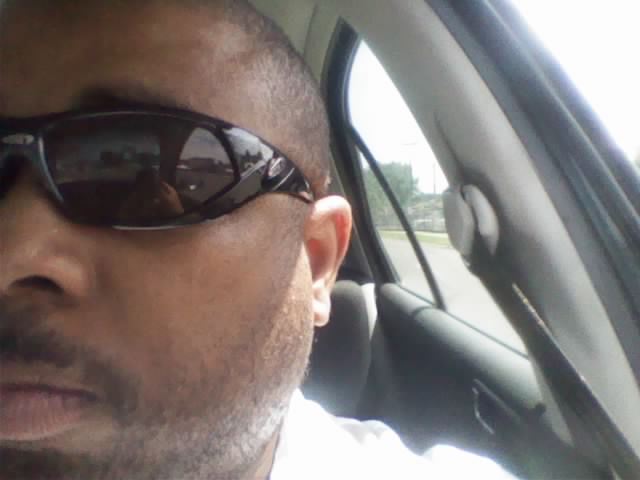 Date this funny United States man Ice from Detroit US10588