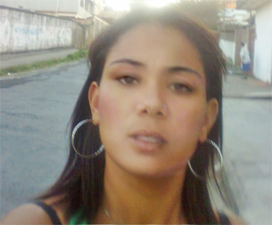 Date this hard body Brazil girl Carina from Belo Horizonte BR5814