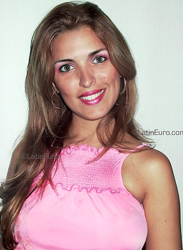 Date this pretty Spain girl Ebelise from Zaragoza ES196