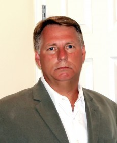 Date this athletic United States man Gone2beach from Evansville US10735