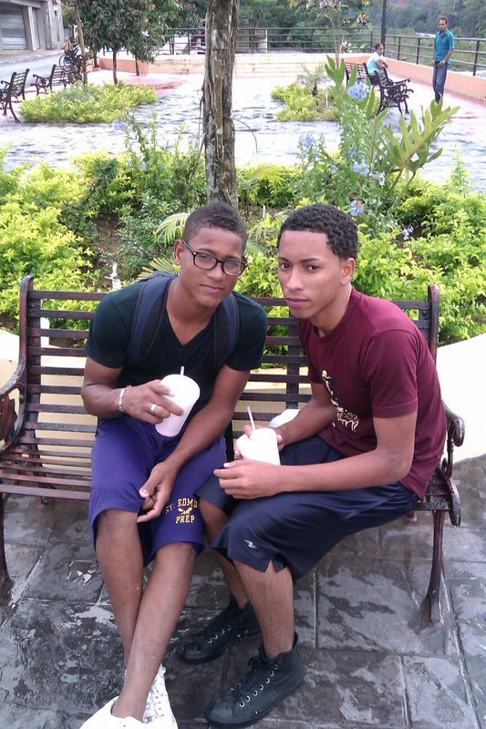 Date this tall Dominican Republic man Darwin from Bonao DO8333