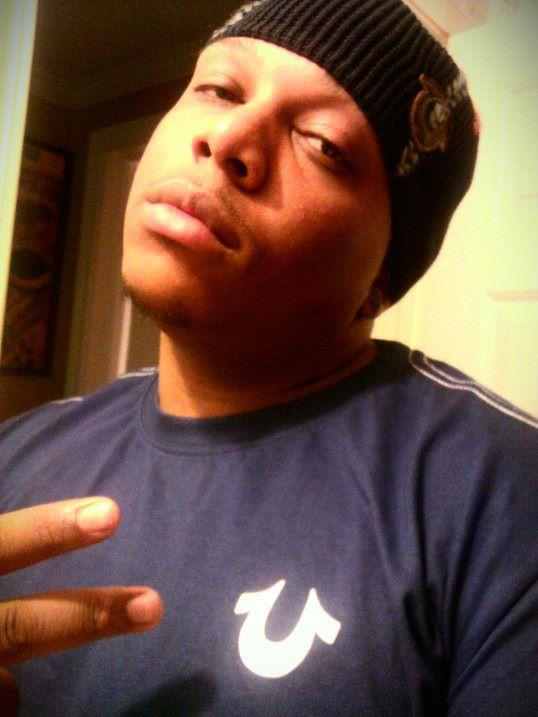 Date this fun United States man Yiaya86 from Miami US10790