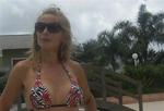 happy United States girl Juliana from Lafayette US10851