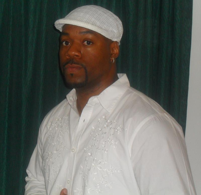 Date this foxy United States man Quintin from Charlotte US10967