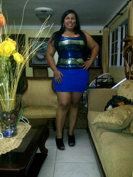 Date this good-looking Dominican Republic girl Julie from Santo Domingo DO8696