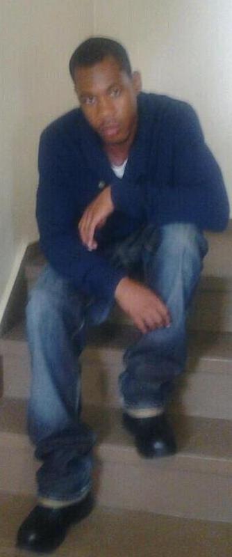 Date this athletic United States man Str8 from Mays Landings US11147