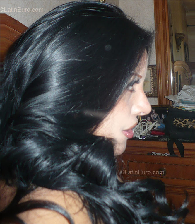 Date this foxy Mexico girl Cecilia from Torreon MX378