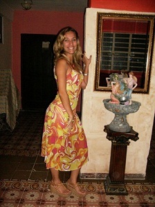 Date this cute Cuba girl Mirtica from Habana CU20