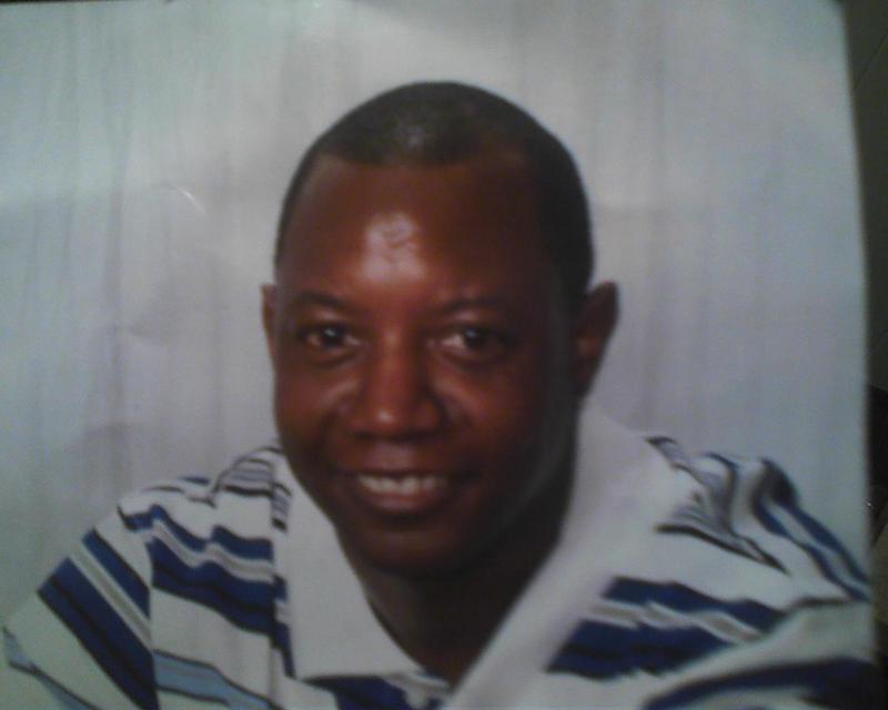 Date this stunning United States man Leonard from Hammond US11264