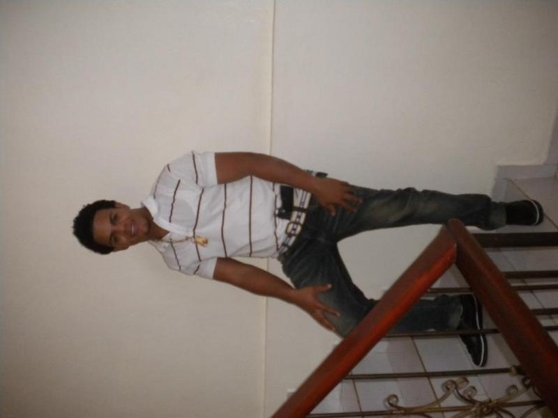 Date this voluptuous Dominican Republic man Mike002 from Dominican Republic DO9181